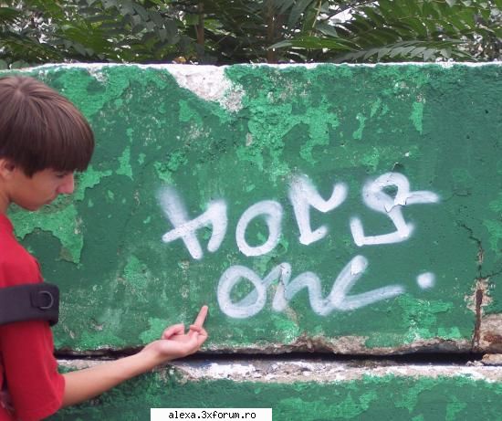 facut poza asta ... poza dedicatzie ..:: rapper ::..