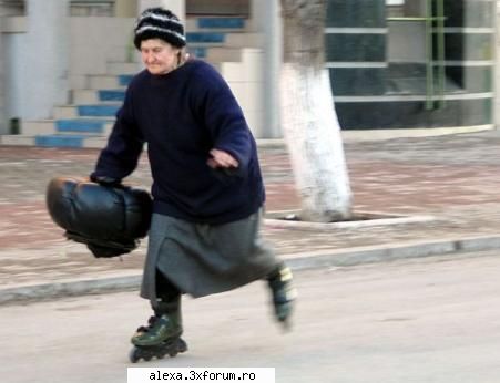 Poze haioase - Asha o sa fie elena la 80 ani no ofence :D - Poze